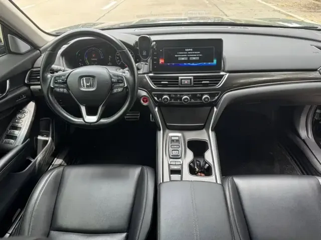 Honda Accord — Фото автомобиля 14