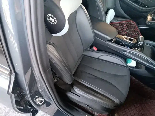 Geely Xingyue L — Фото автомобиля 24