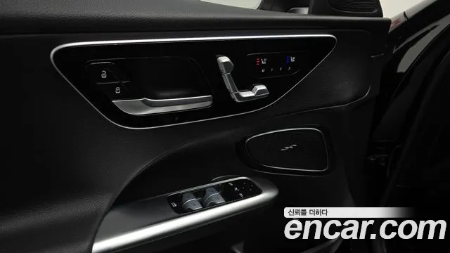 Mercedes-Benz C-Class — Фото автомобиля 19