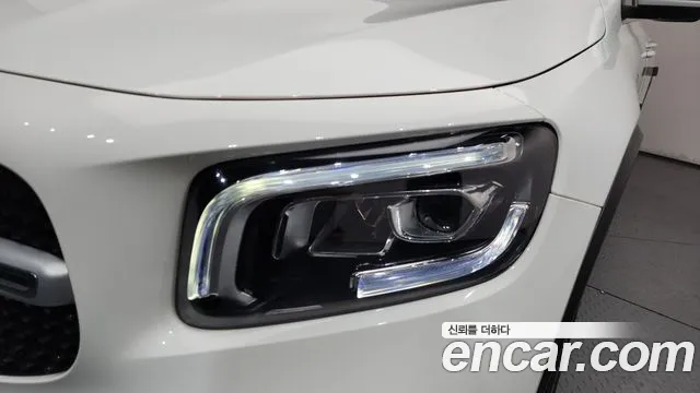 Mercedes-Benz GLB-Class — Фото автомобиля 22