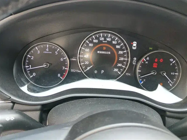 Mazda Axela — Фото автомобиля 7
