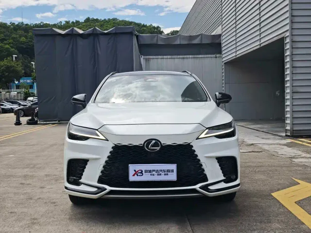 Lexus RX — Фото автомобиля 2
