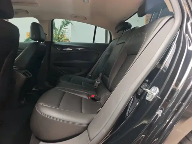 Buick Regal — Фото автомобиля 16
