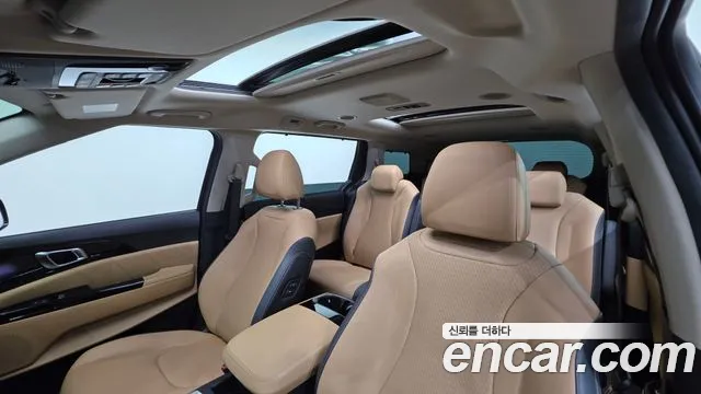 Kia Canival Carnival 4 поколение Дизель 9 мест Signature — Фото автомобиля 11