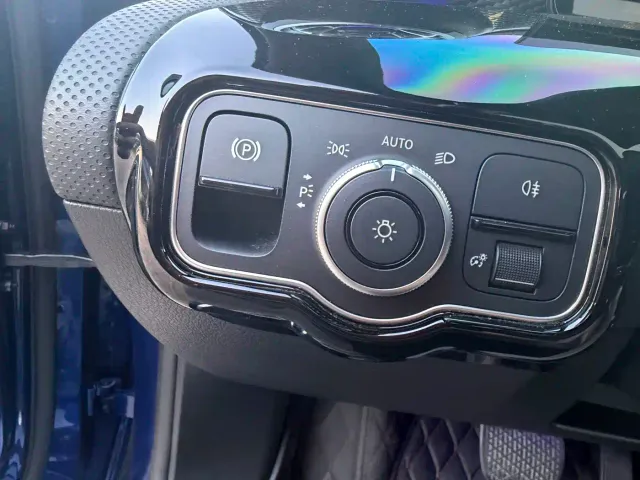 Mercedes-Benz A-Class — Фото автомобиля 12