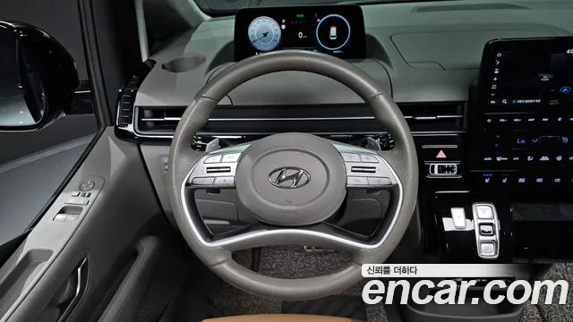 Hyundai Staria Staria 4WD Lounge 9 мест — Фото автомобиля 13