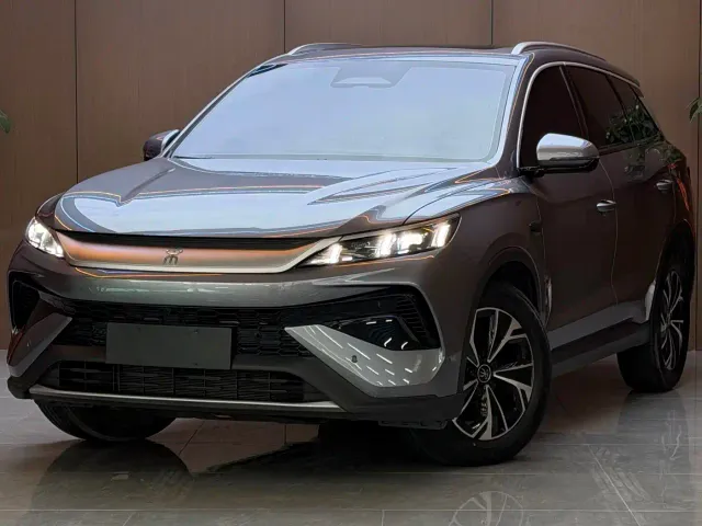 BYD Song Pro — Фото автомобиля 3