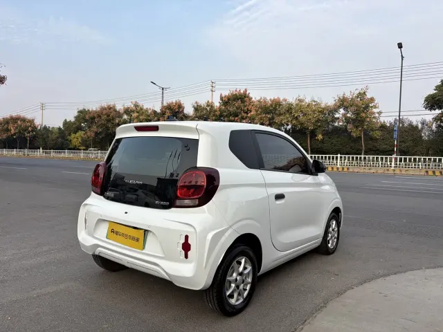 Roewe Clever — Фото автомобиля 5