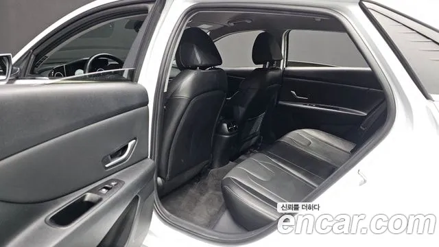 Hyundai Avante CN7 — Фото автомобиля 18