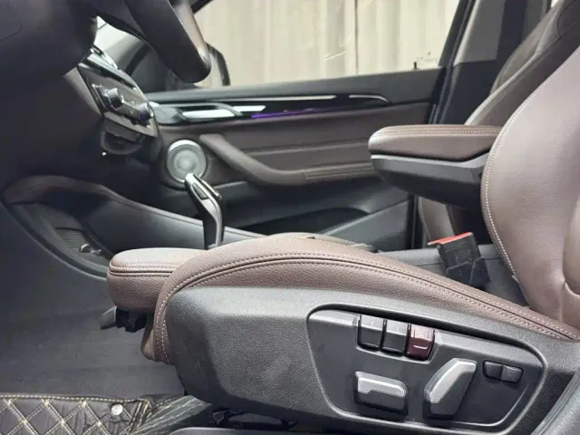 BMW X1 — Фото автомобиля 4