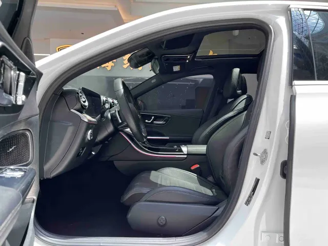 Mercedes-Benz C-Class — Фото автомобиля 10