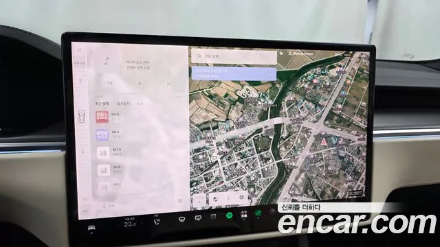 Tesla Model S — Фото автомобиля 5