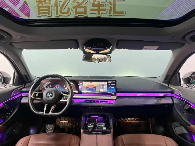 BMW 5 Series — Фото автомобиля 6