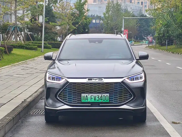 BYD Song PLUS — Фото автомобиля 2