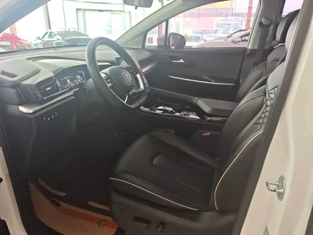 Hyundai Custo — Фото автомобиля 7