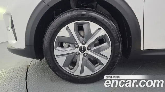 Kia Niro Niro Plus Earth — Фото автомобиля 3
