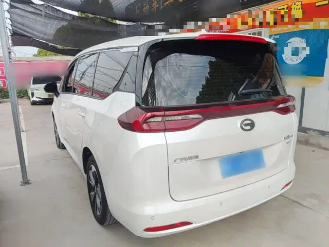 GAC Trumpchi M6 — Фото автомобиля 4