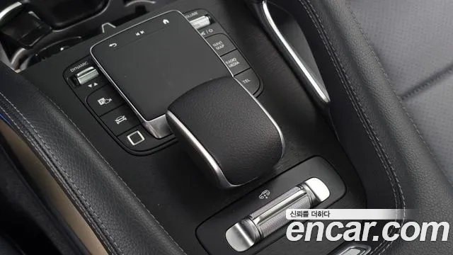 Mercedes-Benz GLE-Class — Фото автомобиля 21