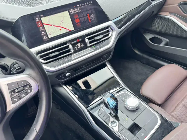 BMW 3 Series — Фото автомобиля 13
