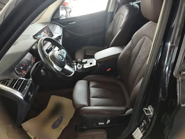 BMW X3 — Фото автомобиля 14
