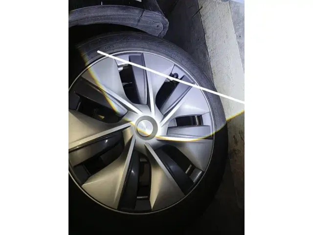 Tesla Model Y — Фото автомобиля 7