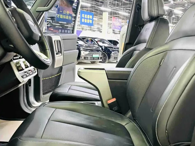 iCAR V23 — Фото автомобиля 7