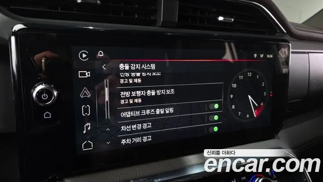 GMC Sierra — Фото автомобиля 16