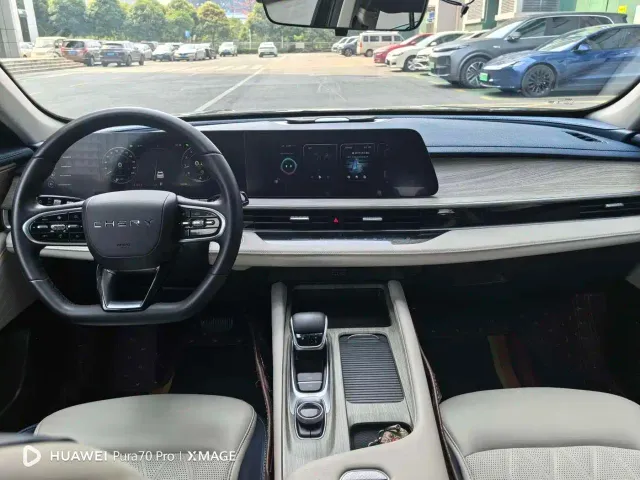 Chery Arrizo 8 — Фото автомобиля 11