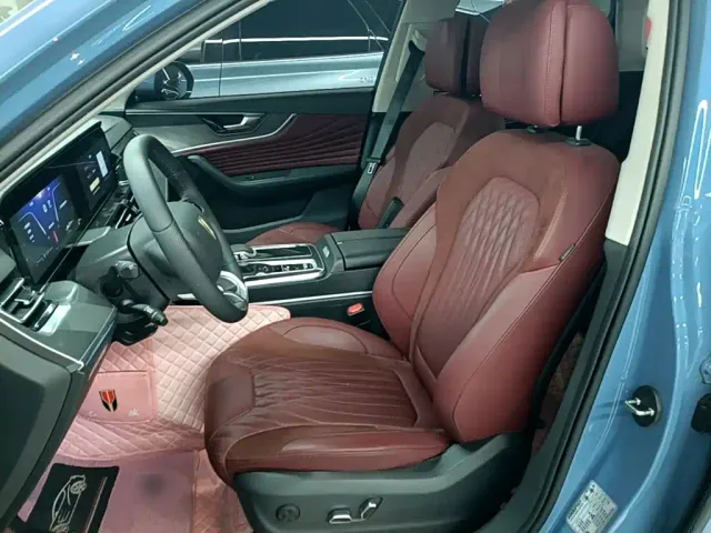 Hongqi HS5 — Фото автомобиля 14