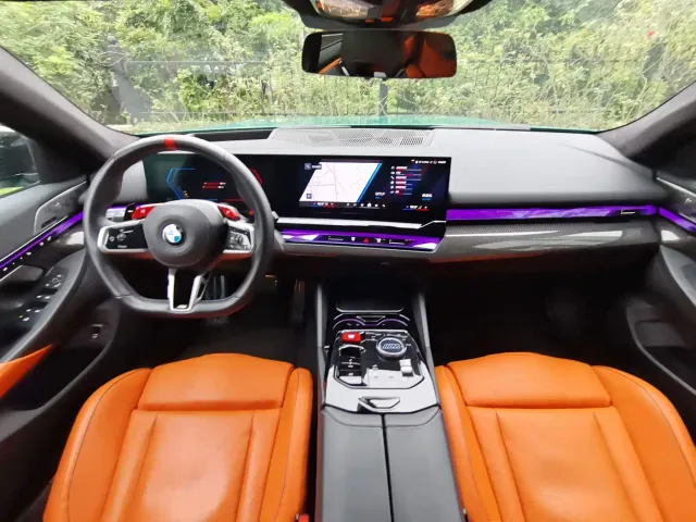 BMW M5 — Фото автомобиля 22