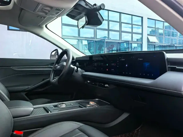 Ford Mondeo — Фото автомобиля 7