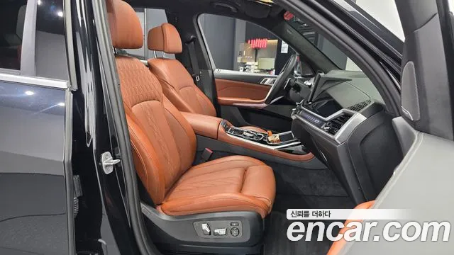 BMW X7 G07 — Фото автомобиля 16
