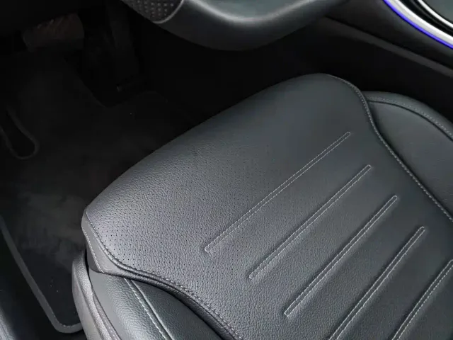 Mercedes-Benz C-Class — Фото автомобиля 9