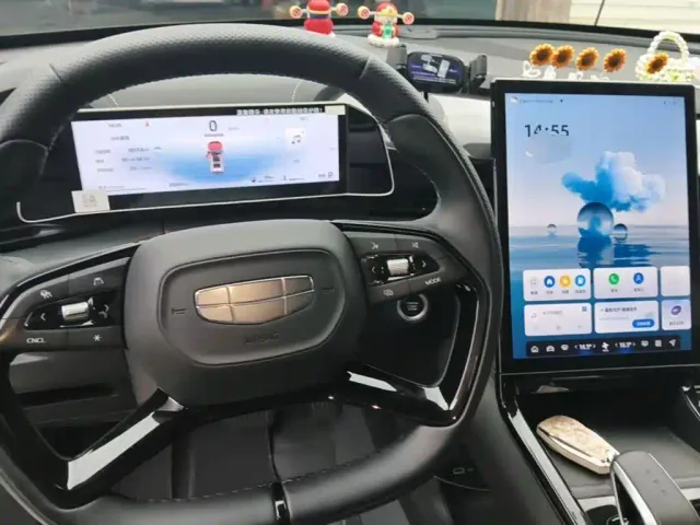 Geely Boyue — Фото автомобиля 9