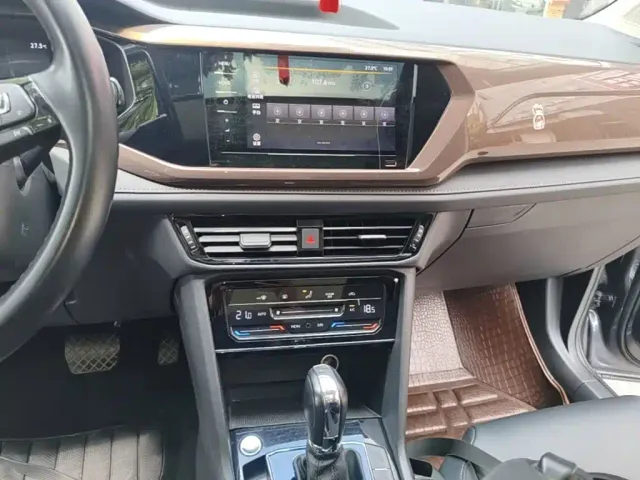 Volkswagen Tharu — Фото автомобиля 12