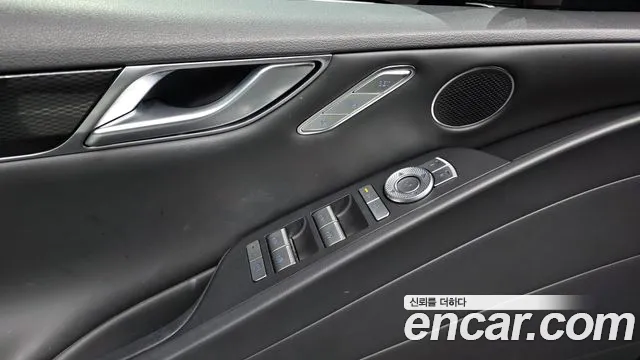 Genesis G80 Бензин 2.5 турбо 2WD — Фото автомобиля 18