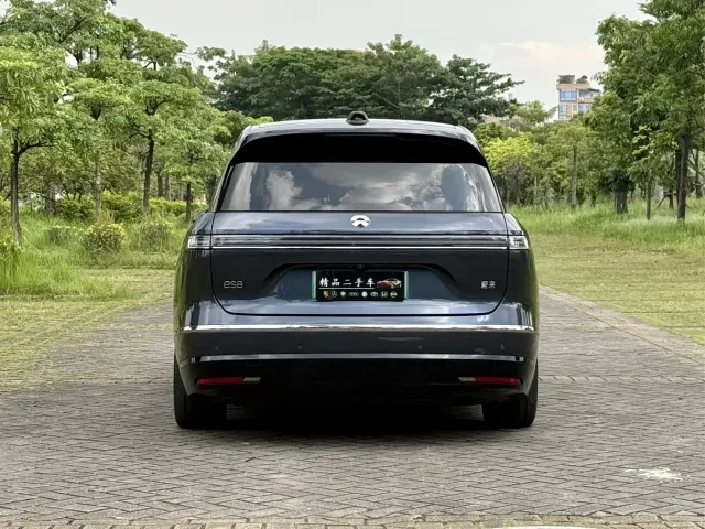 Nio ES8 — Фото автомобиля 20