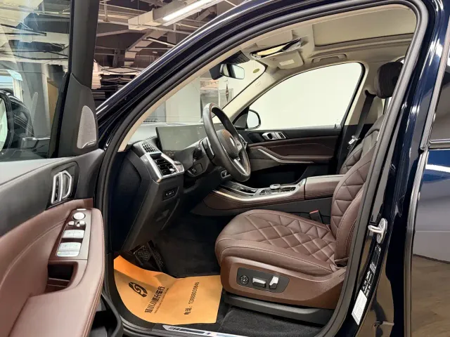 BMW X5 — Фото автомобиля 14