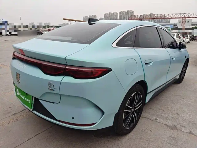 BYD Qin L — Фото автомобиля 6