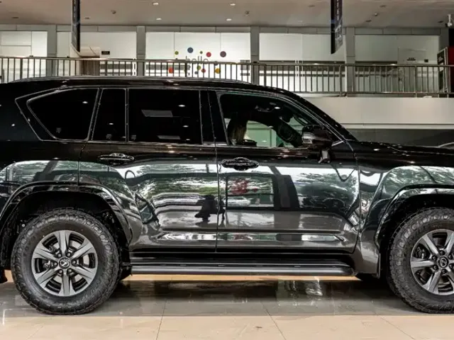 Lexus LX — Фото автомобиля 4