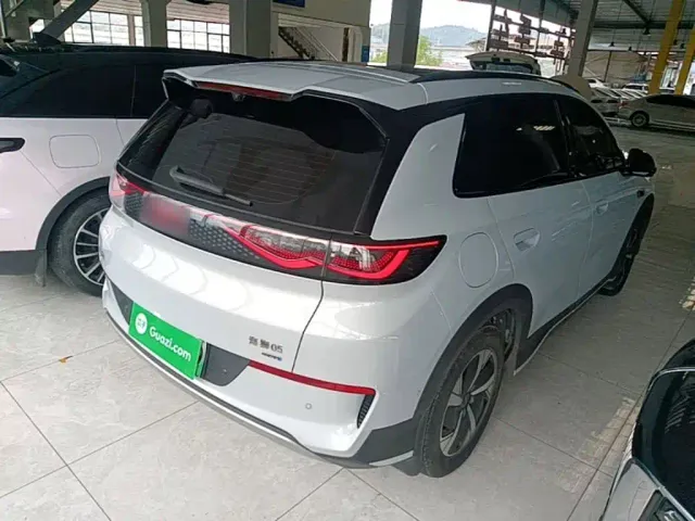 BYD Sealion 05 EV — Фото автомобиля 6