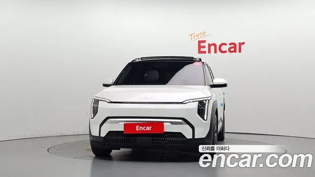 Kia EV3 — Фото автомобиля 3