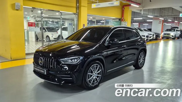 Фотография автомобиля — Mercedes-Benz GLA-Class H247