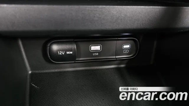 Kia Seltos — Фото автомобиля 28