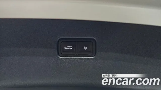 Genesis GV80 — Фото автомобиля 19
