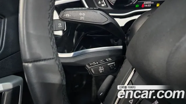 Audi Q3 35 TDI quattro Premium — Фото автомобиля 27