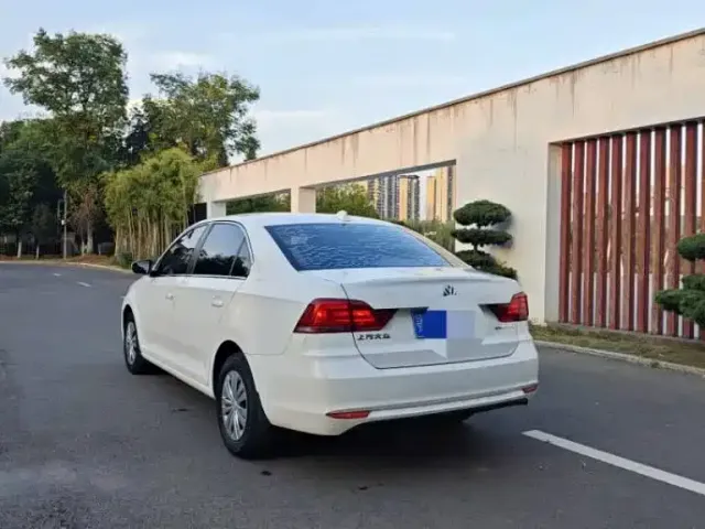 Volkswagen Santana 2021 1.5L Manual Trend Edition — Фото автомобиля 9