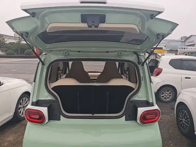 Wuling Hongguang Mini EV — Фото автомобиля 18