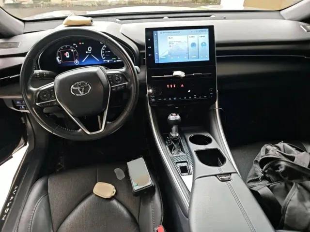Toyota Avalon — Фото автомобиля 9