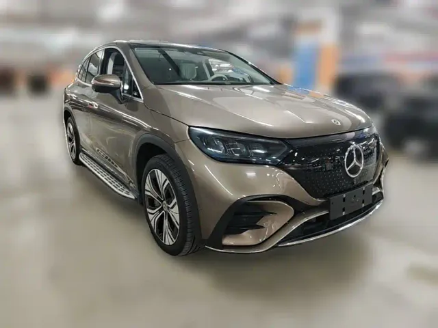 Mercedes-Benz EQE SUV — Фото автомобиля 5